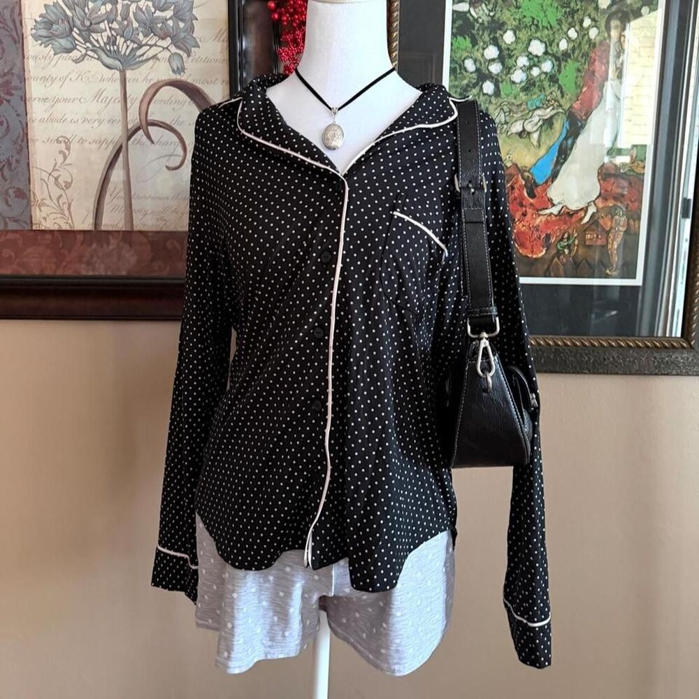 victoria's secret black with white polka dot’s sleepwear lounge long sleeve